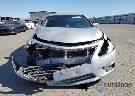 2015 Nissan Altima 2.5 z USA, uszkodzony, nr VIN 1N4AL3AP3FC435293